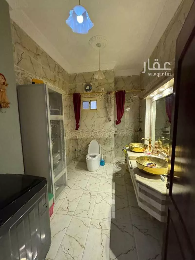 شقة 5 غرف في المنتزه 5