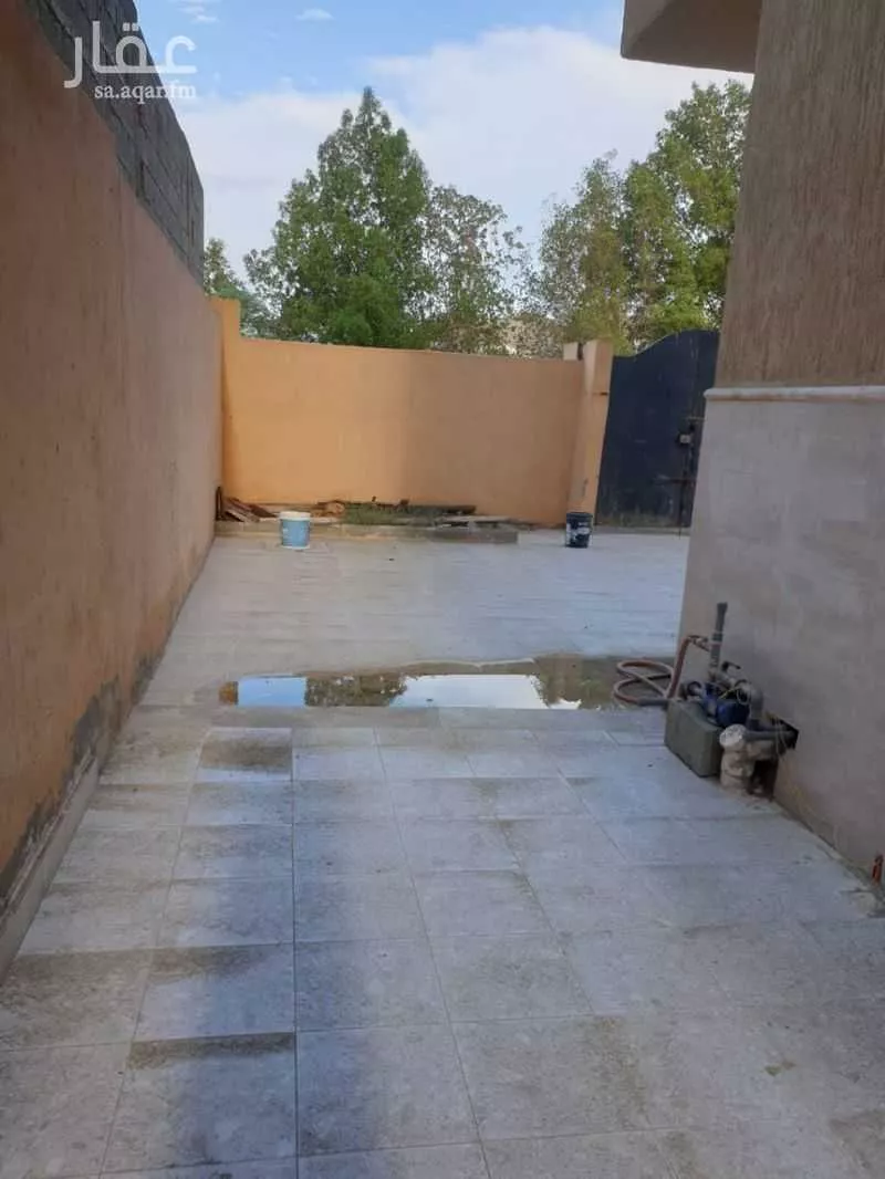 408 sqm building in Bryman 5