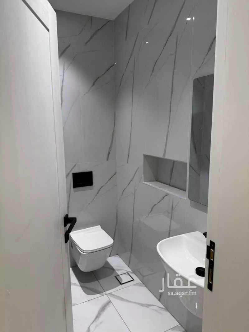 شقة 5 غرف في الواحة 5