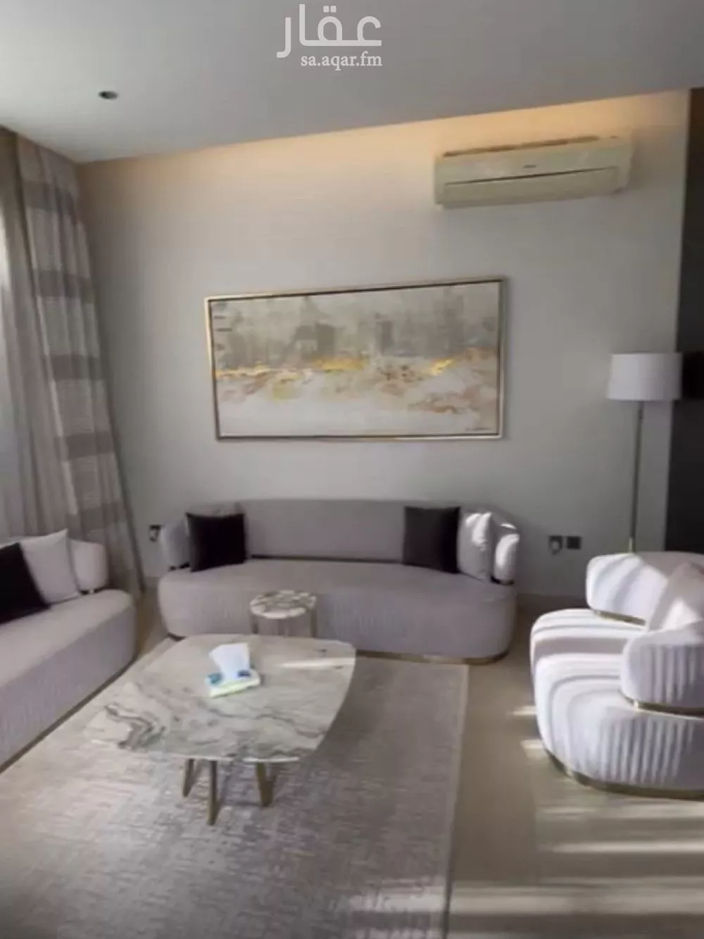 فيلا 3 غرف في العارض 4