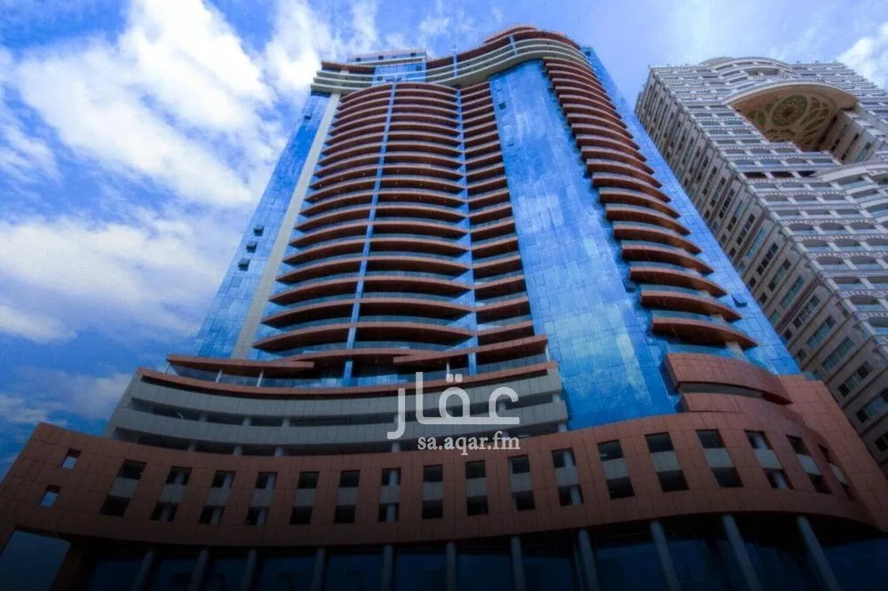 شقة 5 غرف في الشاطئ