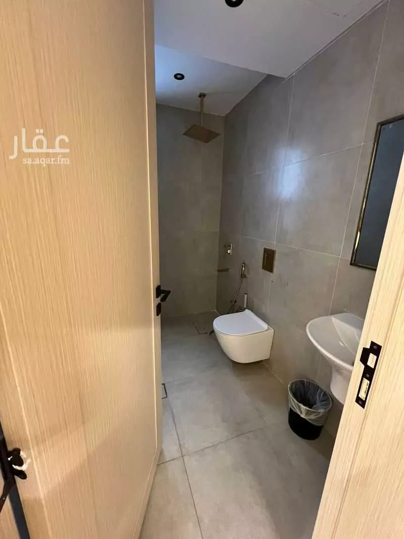 2 bedroom apartment in Al Hamra 4