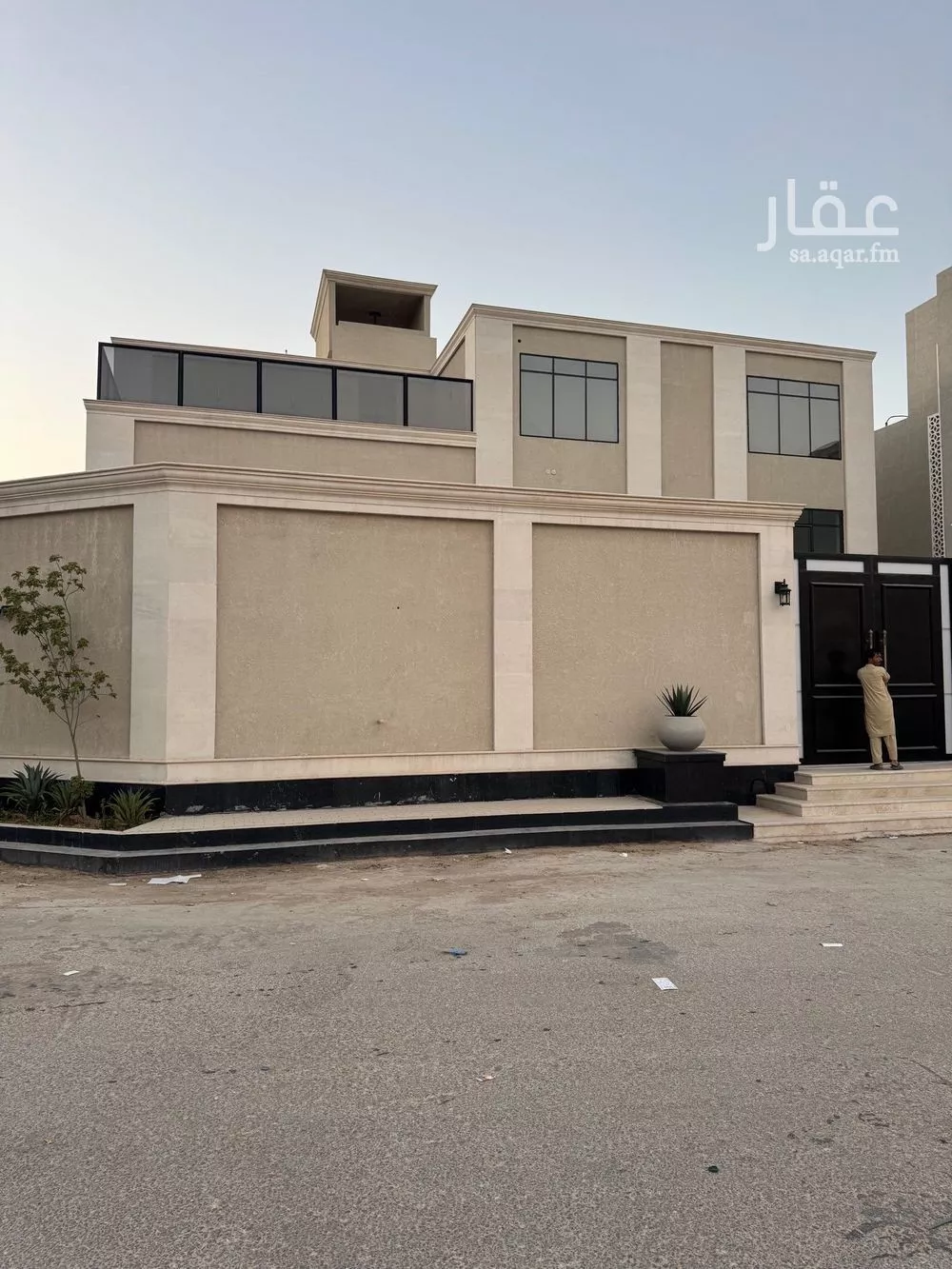 فيلا 5 غرف في النرجس 1