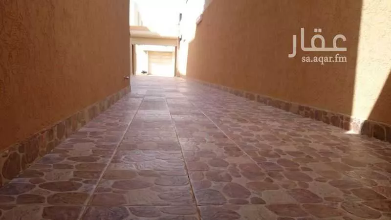 شقة 5 غرف في الخليج 4