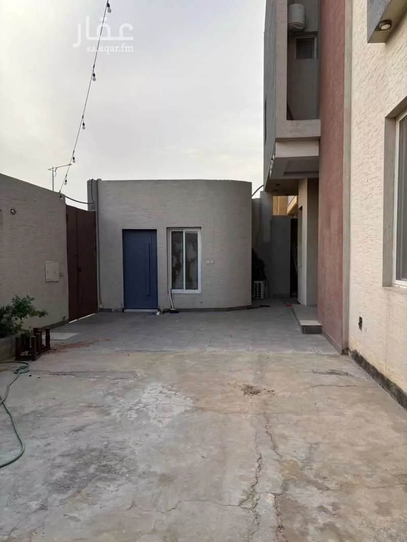 شقة 4 غرف في العارض 5