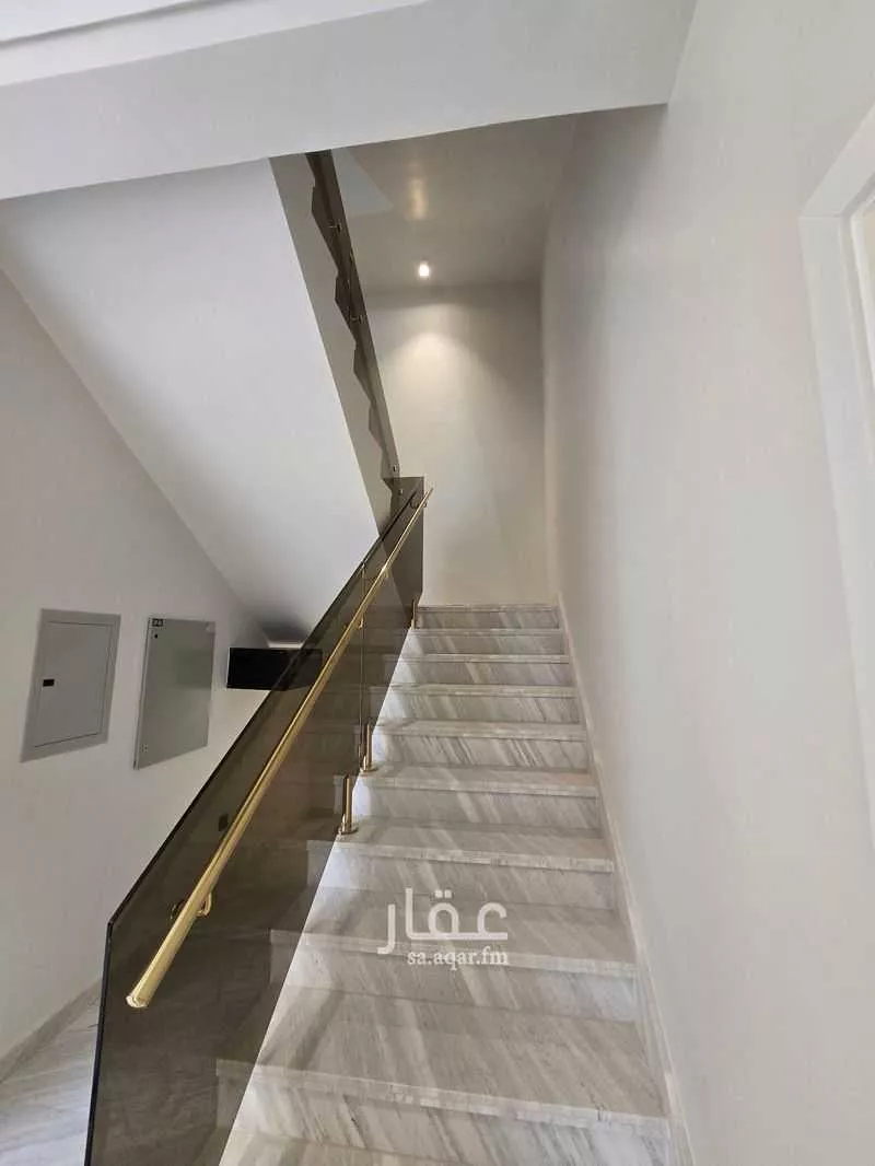 4 bedroom villa in Riyadh 6
