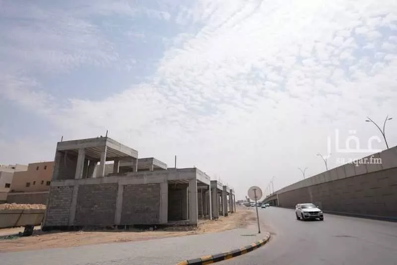 عمارة 1846 م² في العزيزية 5