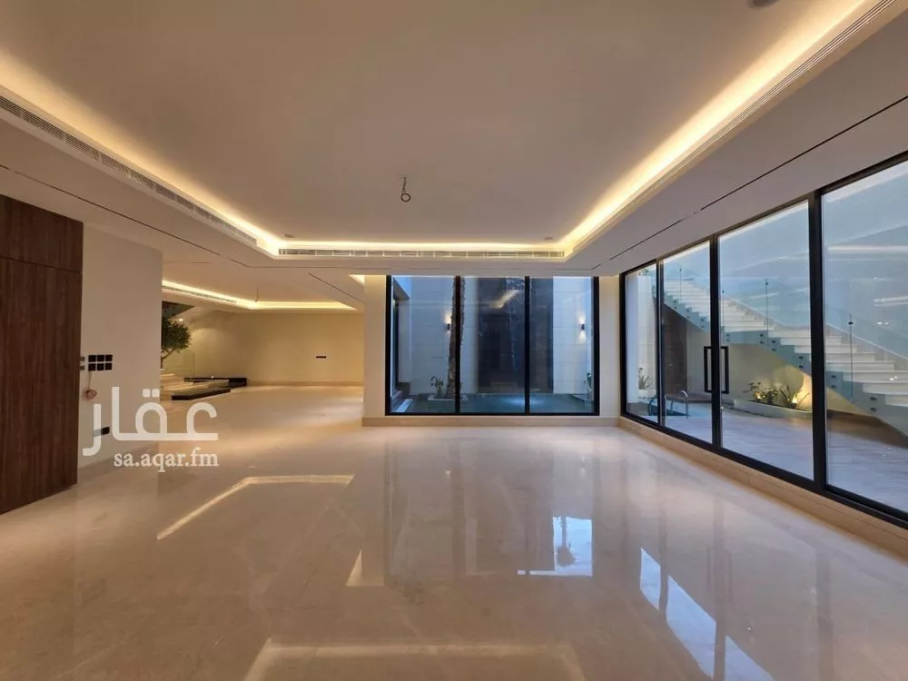 5 bedroom villa in Al Nakheel, Riyadh 4