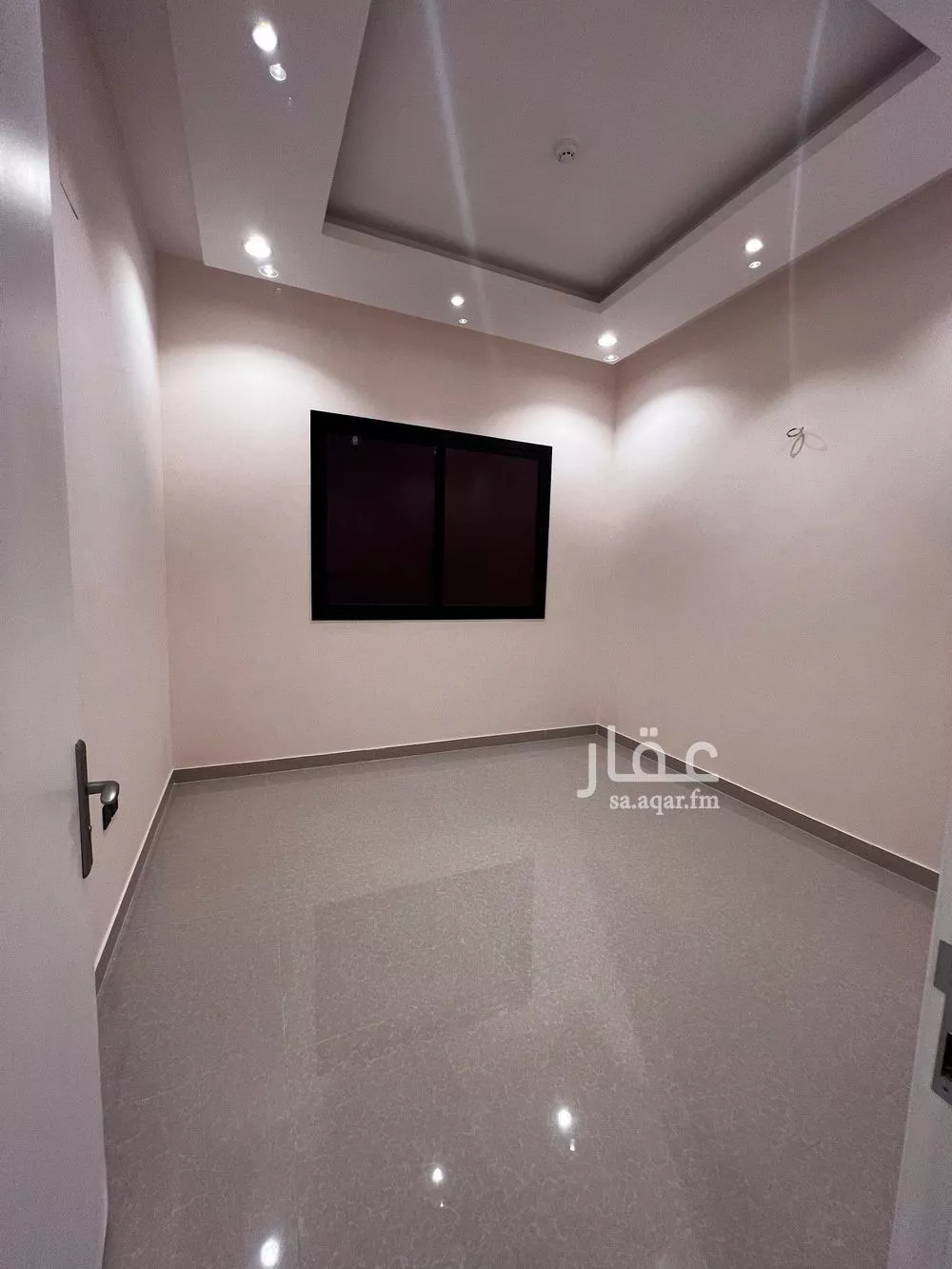 شقة 4 غرف في ظهرة لبن 1