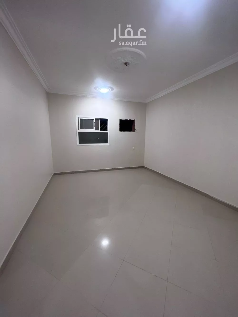4 bedroom floor in Dhahrat Laban 3