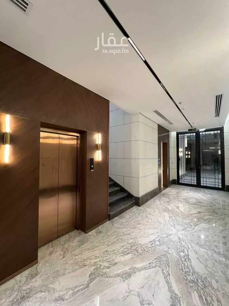 شقة 5 غرف في الرمال 2