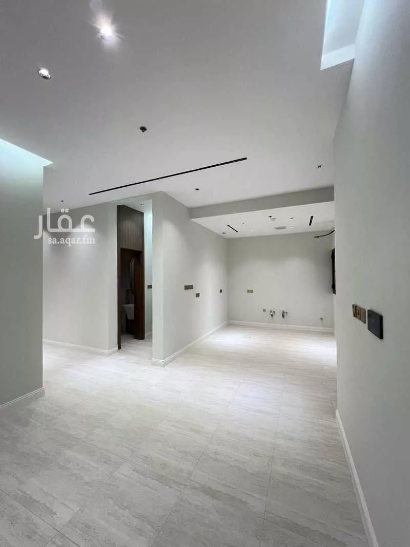 شقة 5 غرف في الرمال 5