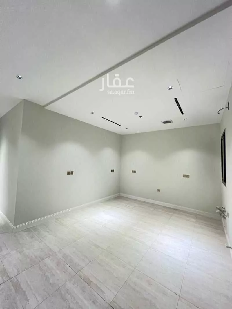 شقة 4 غرف في الرمال 3