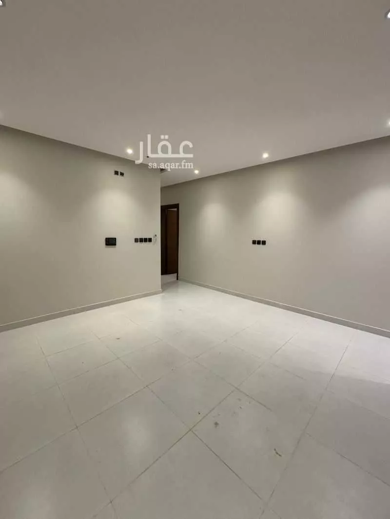 شقة 4 غرف في طيبة 2