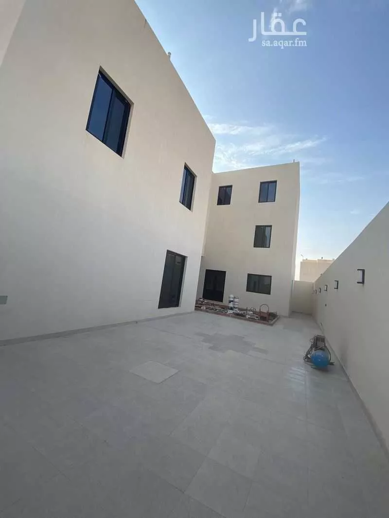 فيلا 11 غرف في المهدية 2