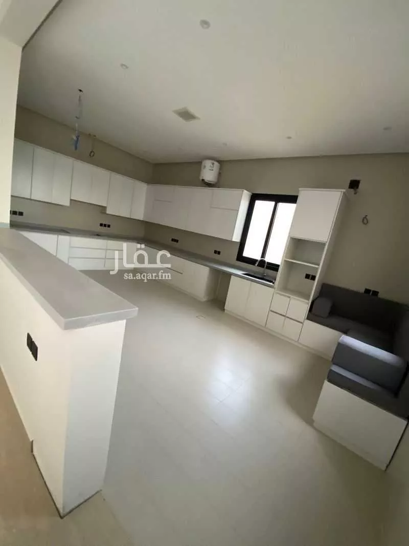 فيلا 11 غرف في المهدية 5