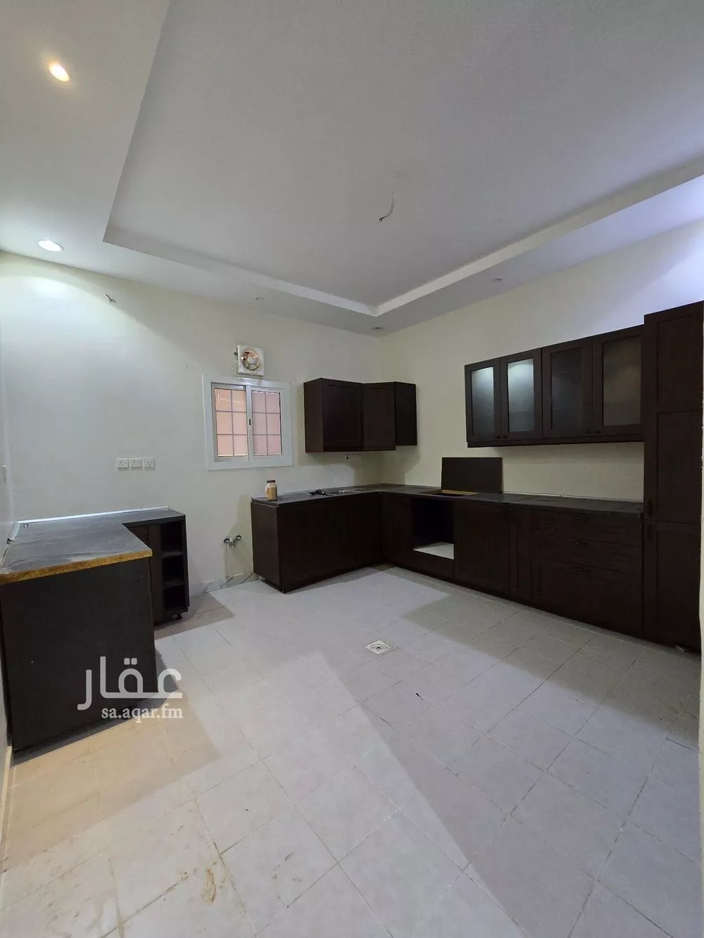 عقار 9 غرف في الزمرد، جدة 18