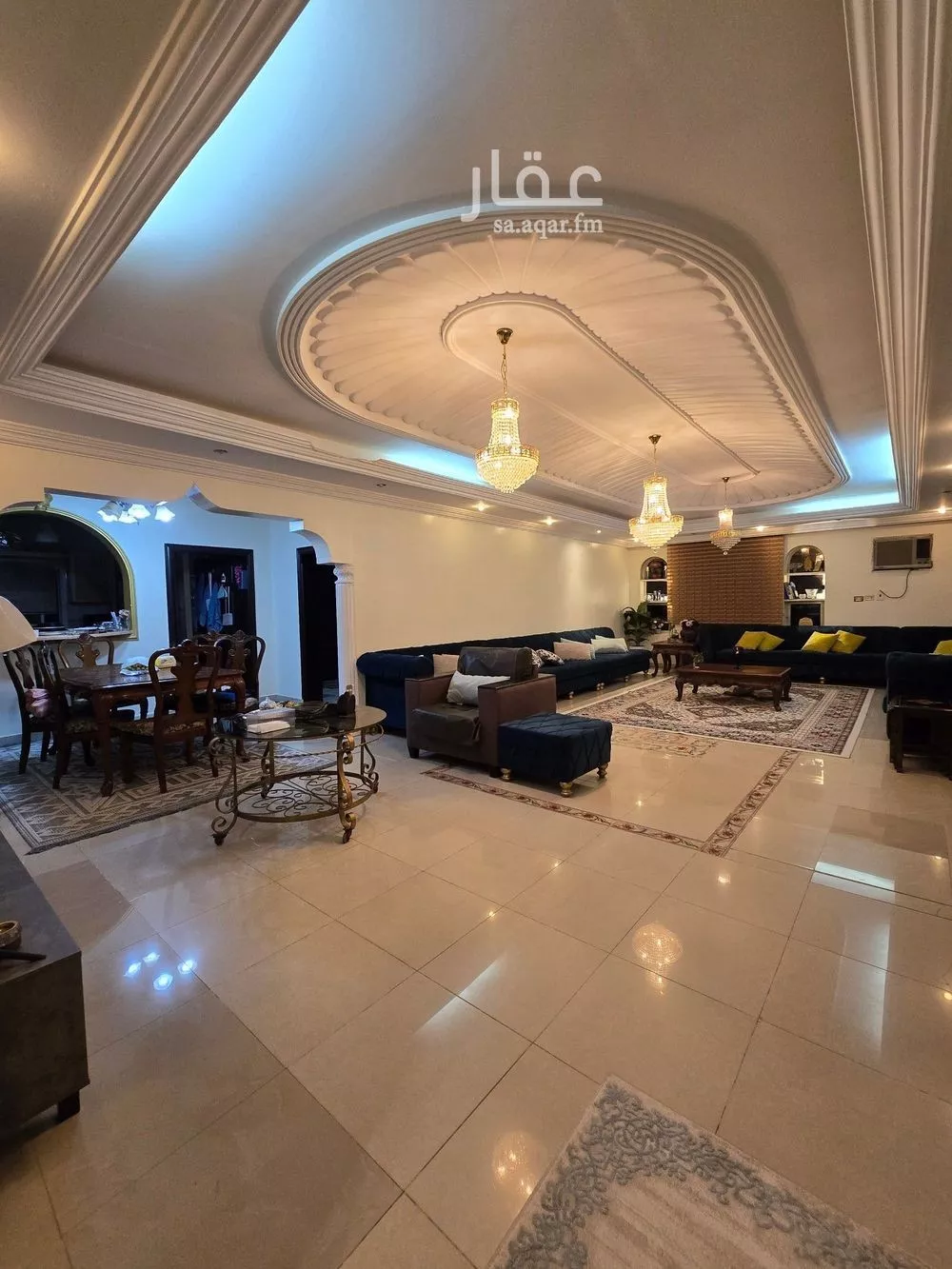 عمارة 474 م² في البساتين 1