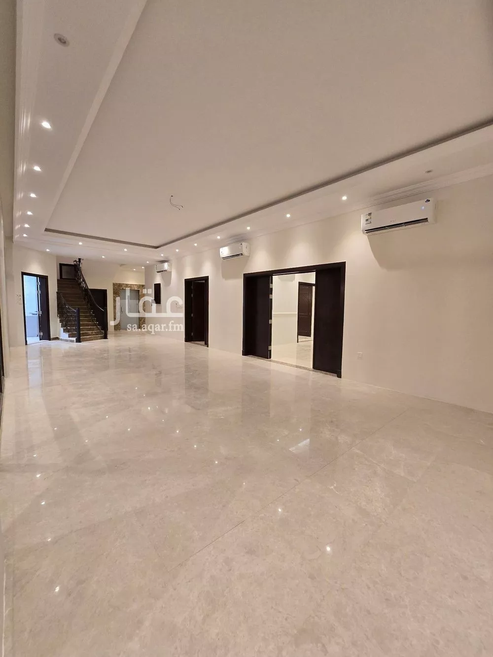 فيلا 12 غرف في اللؤلؤ 5