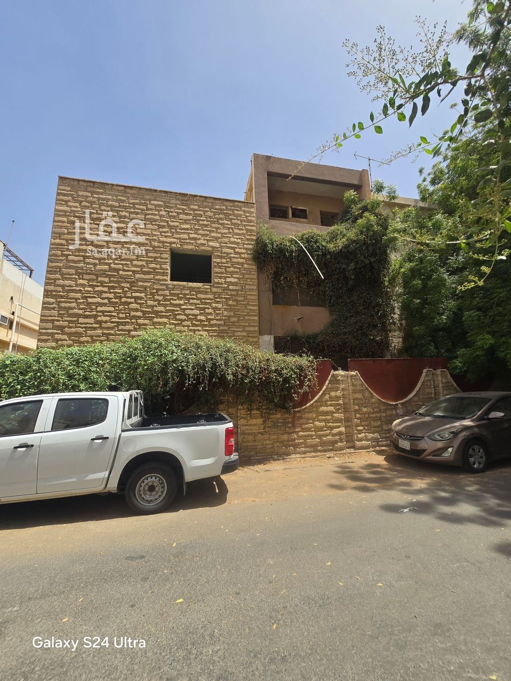 عقار 12 غرف في العزيزية، جدة 3