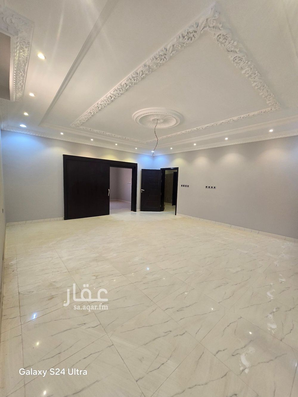 عقار 26 غرف في الفلاح، جدة 3
