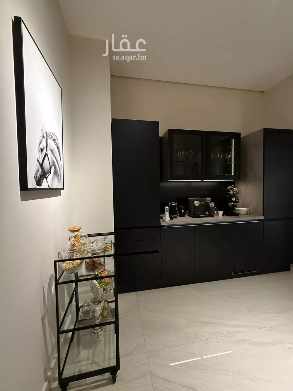 عمارة 660 م² في الصوارى 5