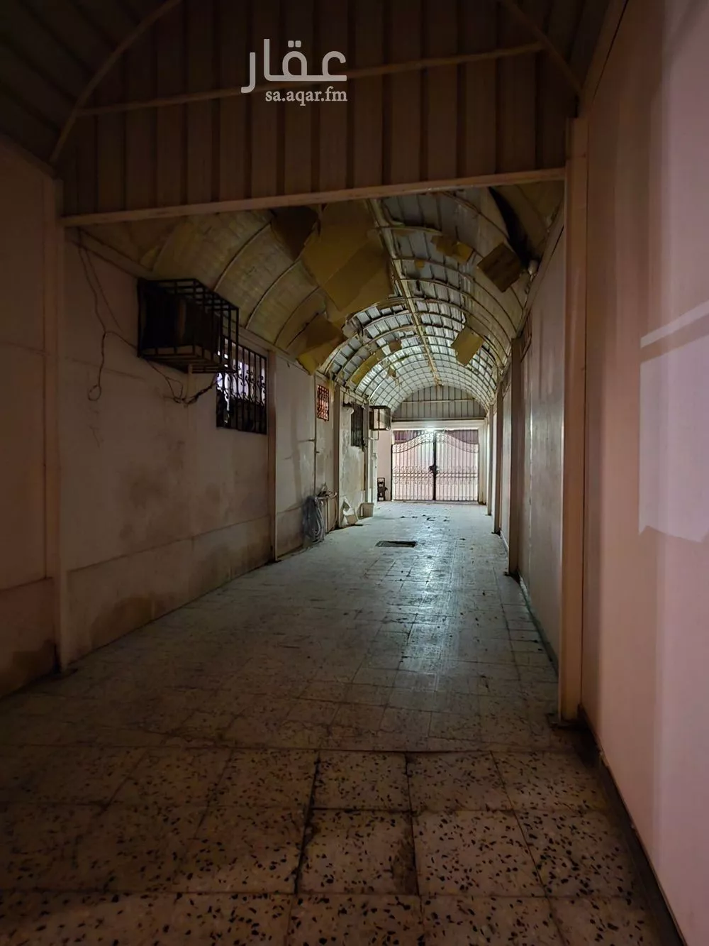 عقار 12 غرف في البساتين، جدة 6