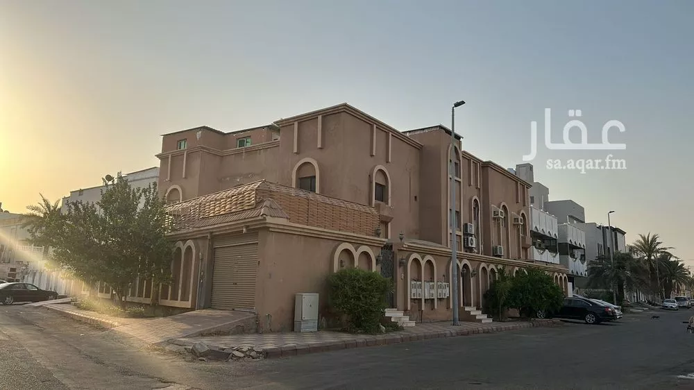 773 sqm building in Al Samer 3