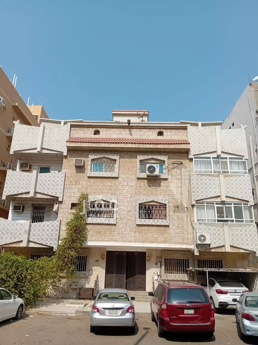 525 sqm building in Al Bawadi 2