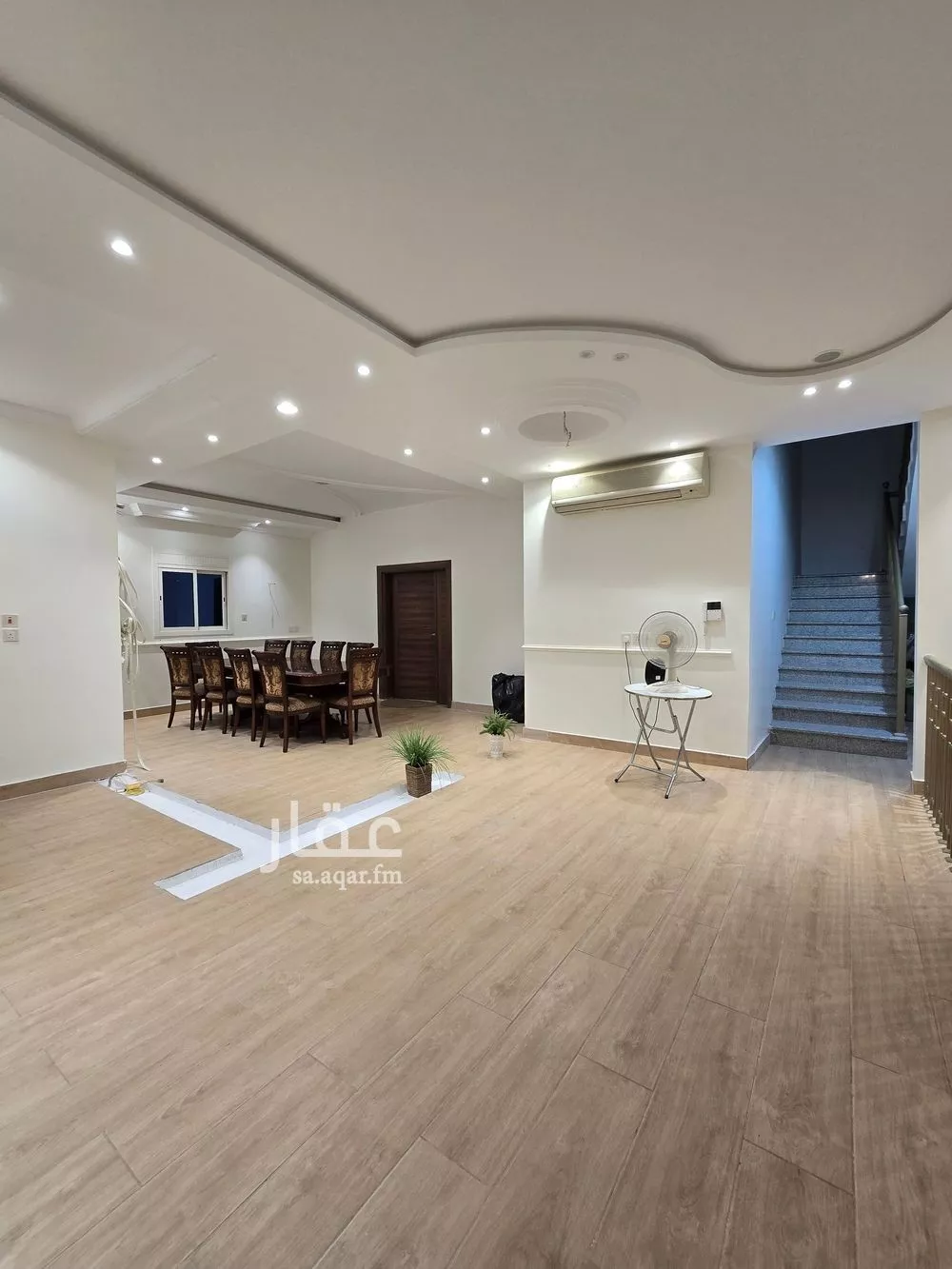 827 sqm building in Al Shiraa 4