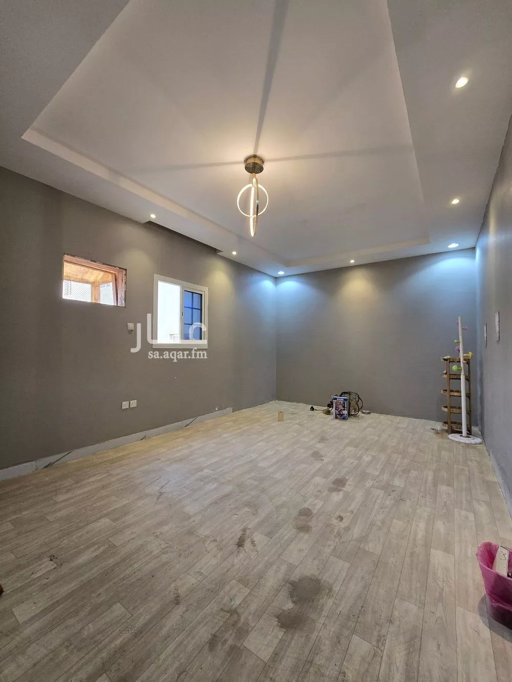 عقار 9 غرف في الزمرد، جدة 10