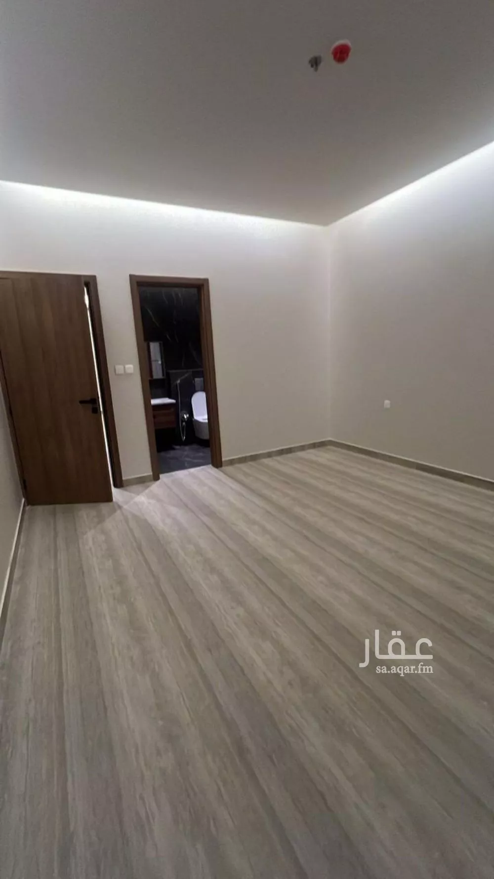 3 bedroom apartment in King Fahd, Riyadh 6