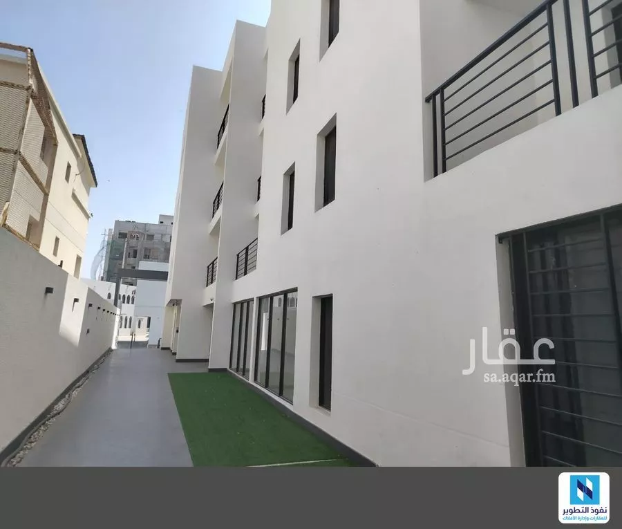 عمارة 1860 م² في الزهراء 3