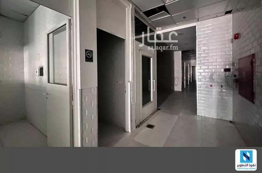 محل 417 م² في التعاون 4