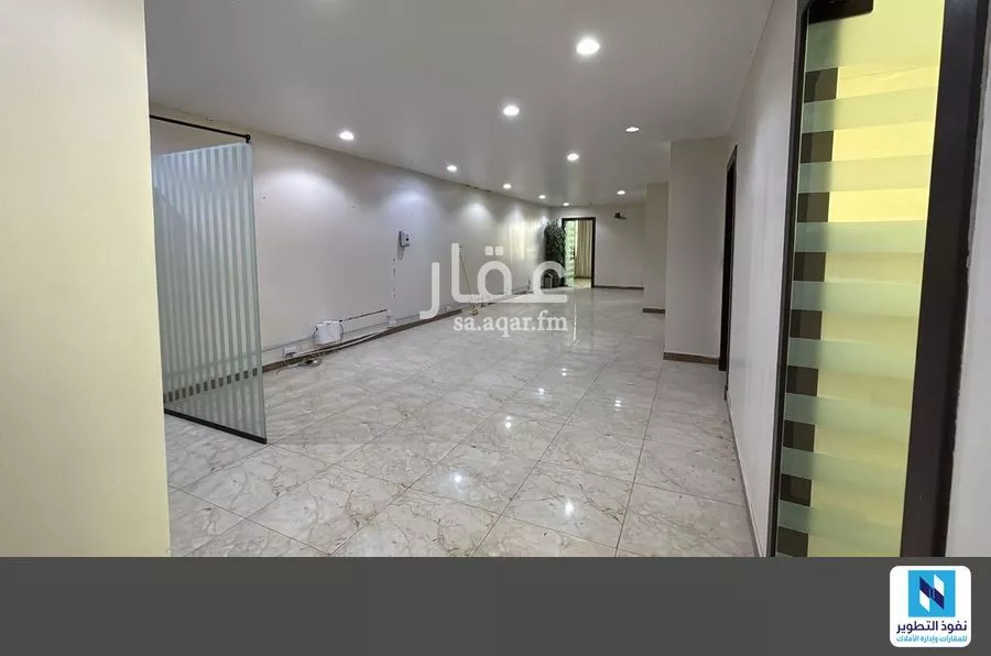 مكتب 4329 م² في الملك فيصل 4