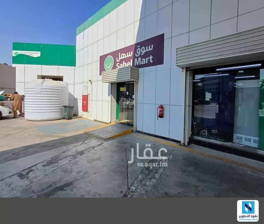 مستودع 325 م² في الامير محمد بن سعود 4