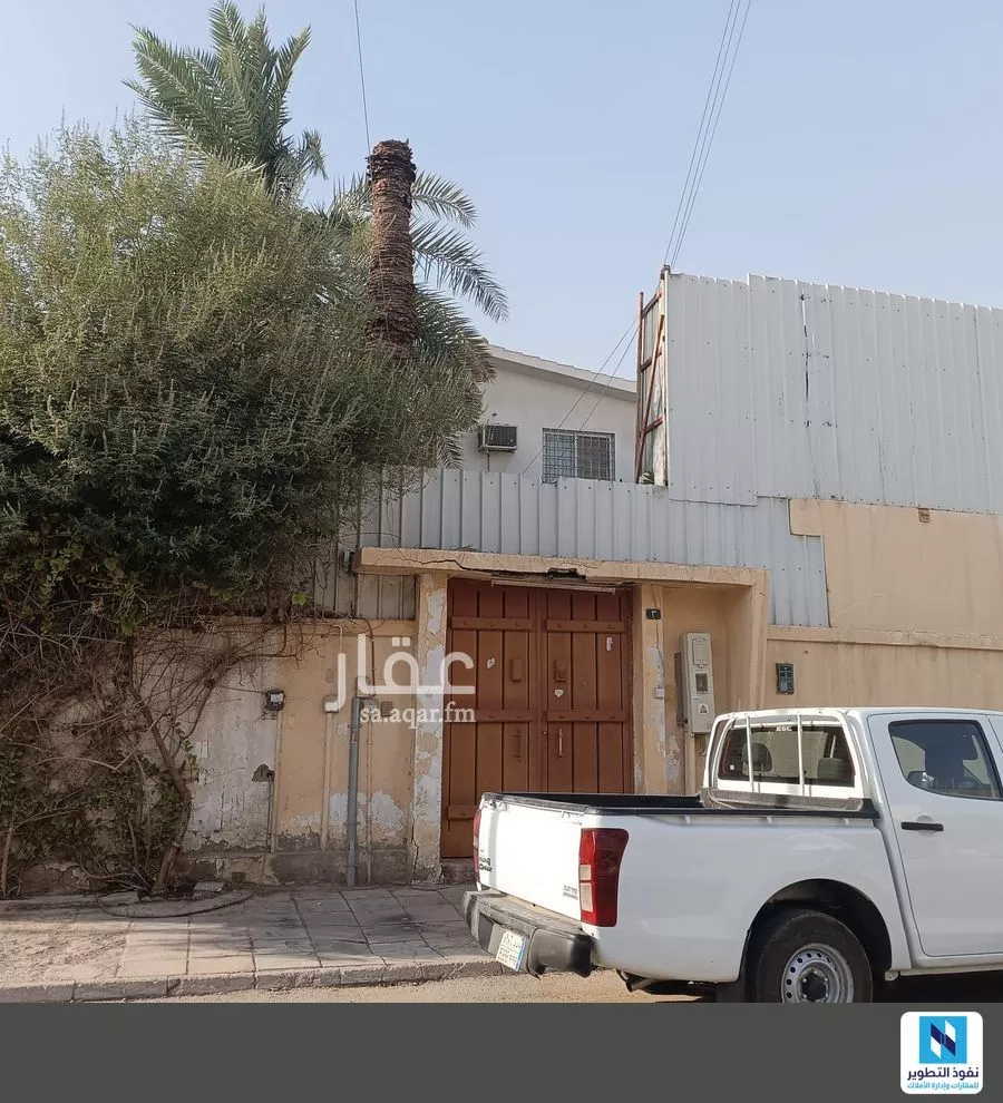 5 bedroom villa in Al Malaz 1