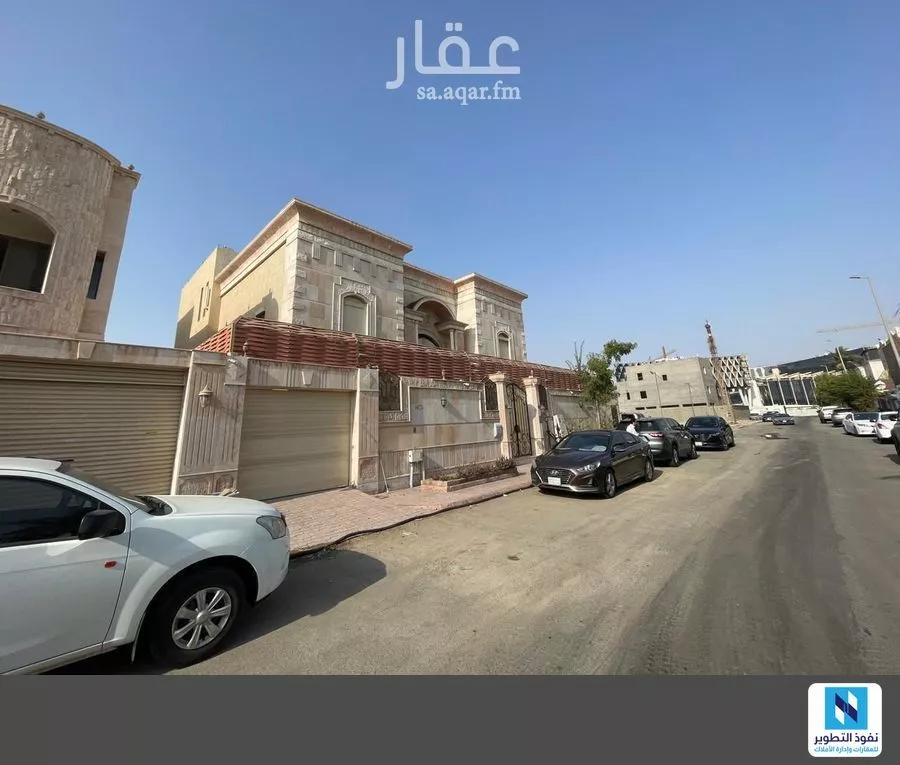 9 bedroom villa in Al Shati 2