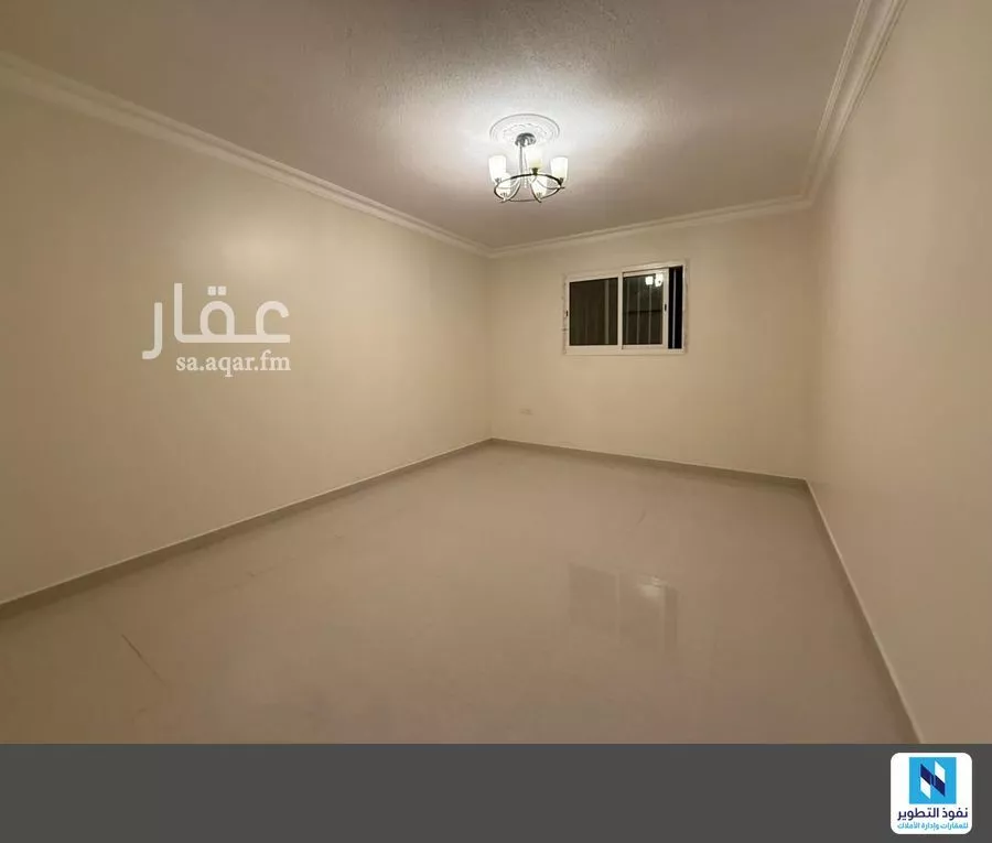 شقة 2 غرف في الملقا 4