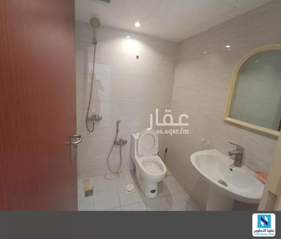3 bedroom villa in King Fahd, Riyadh 7
