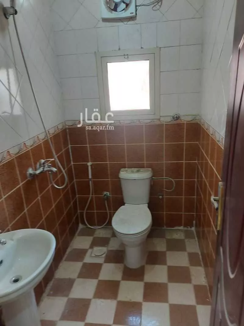 شقة 3 غرف في بطحاء قريش 2