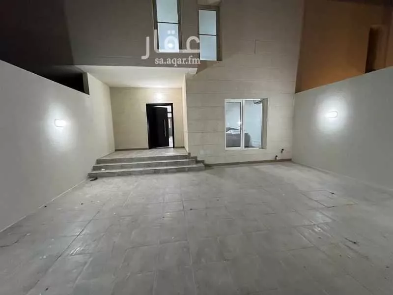 4 bedroom villa in Riyadh
