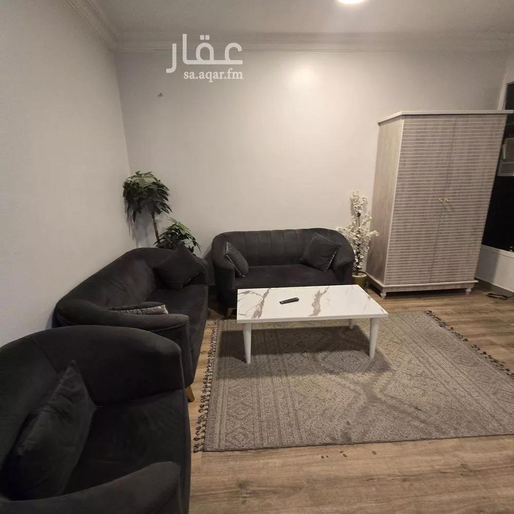 شقة 1 غرف في النزهة 1