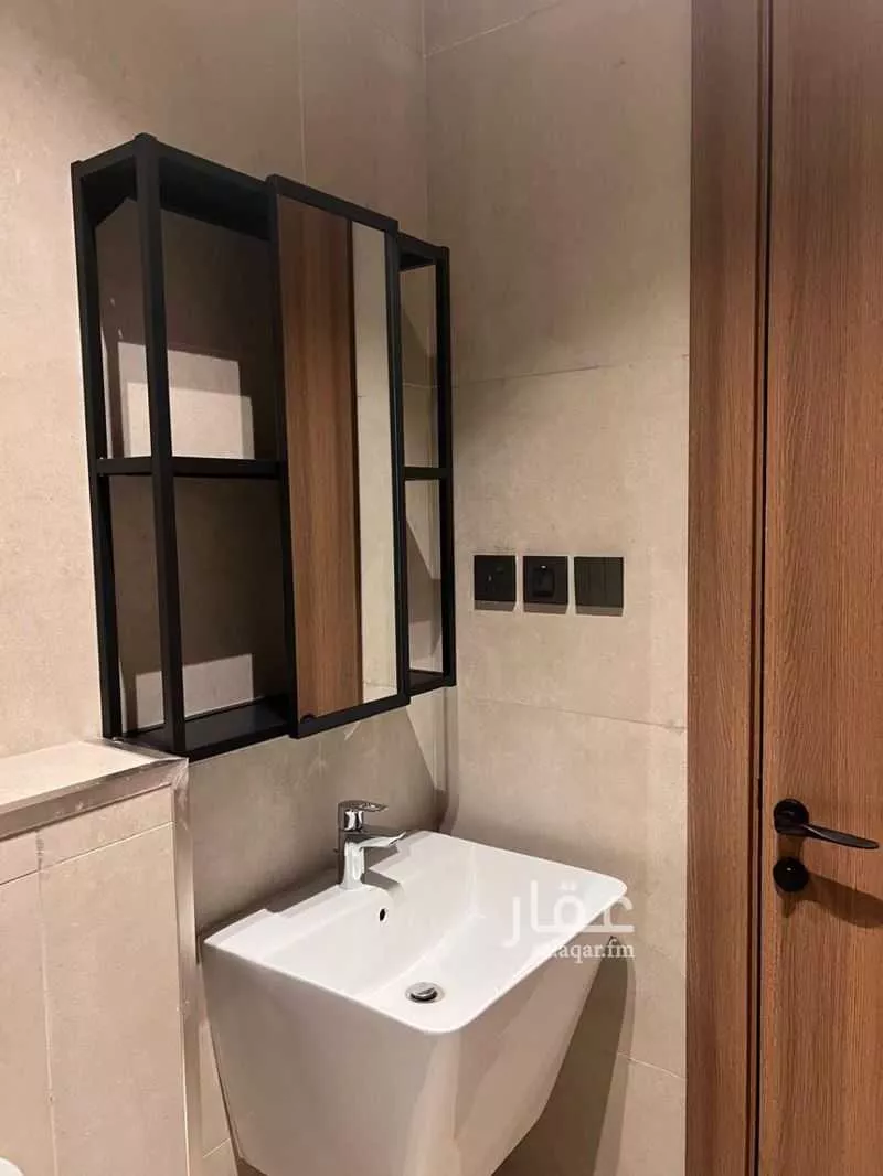 4 bedroom apartment in Al Hizam Al Thahabi 2