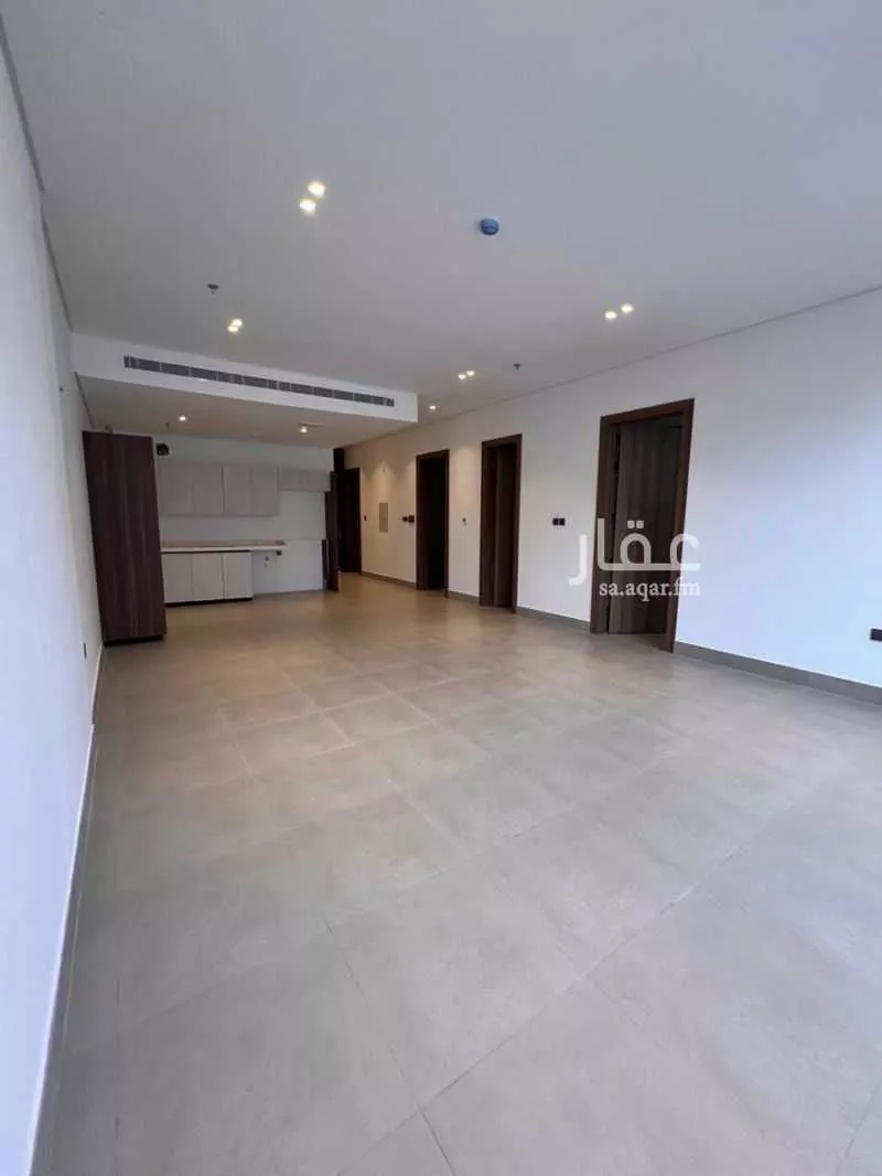 4 bedroom apartment in Al Hizam Al Thahabi 5