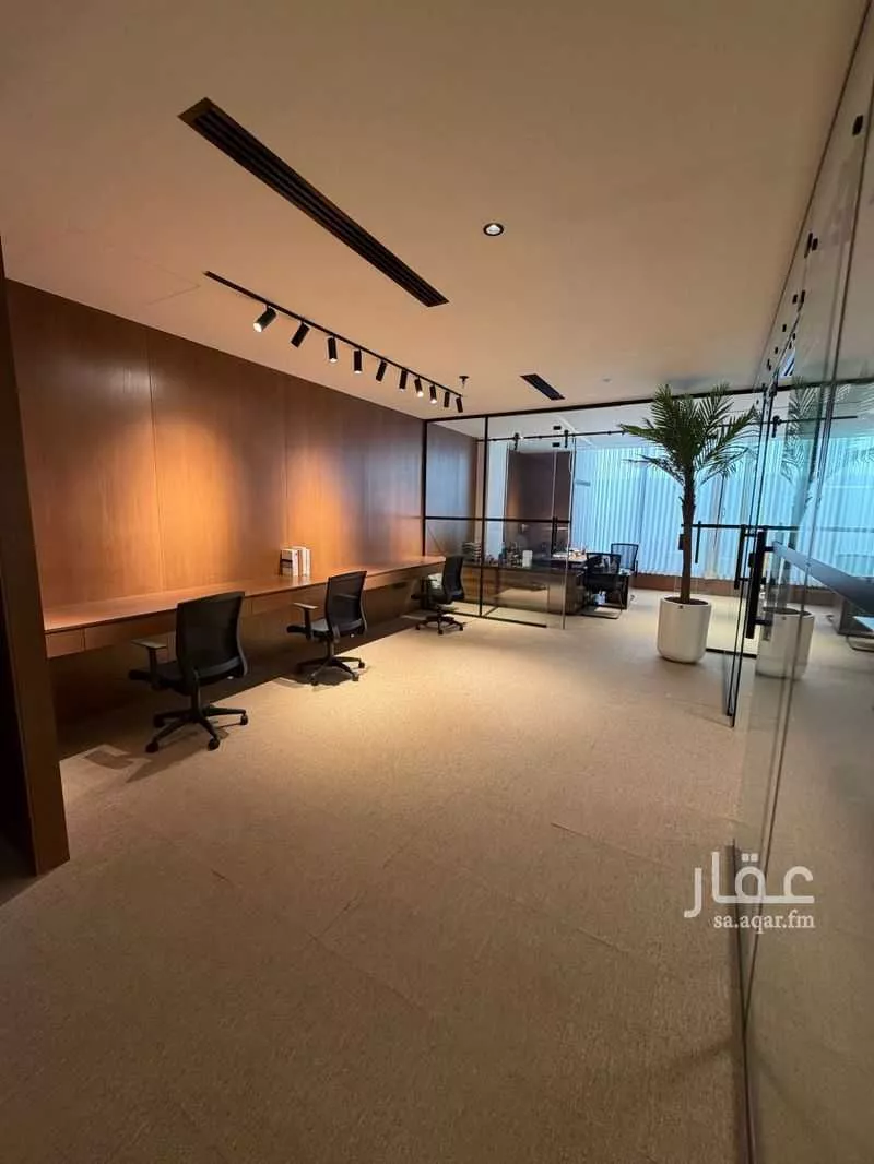 مكتب 81 م² في الصحافة 2