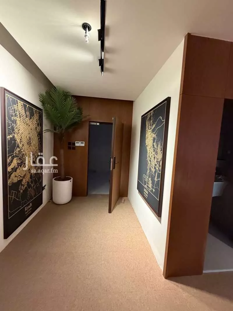 مكتب 81 م² في الصحافة 4