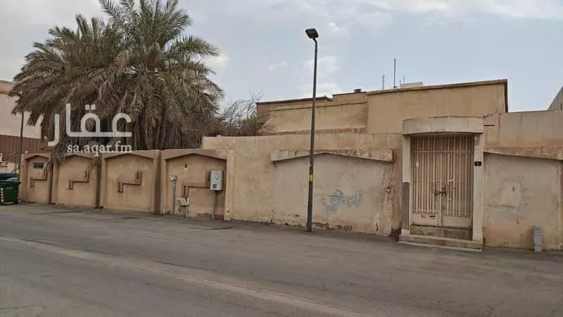 أرض 893 م² في الربوة 4