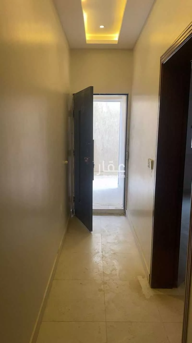 شقة 4 غرف في الملك فهد 3