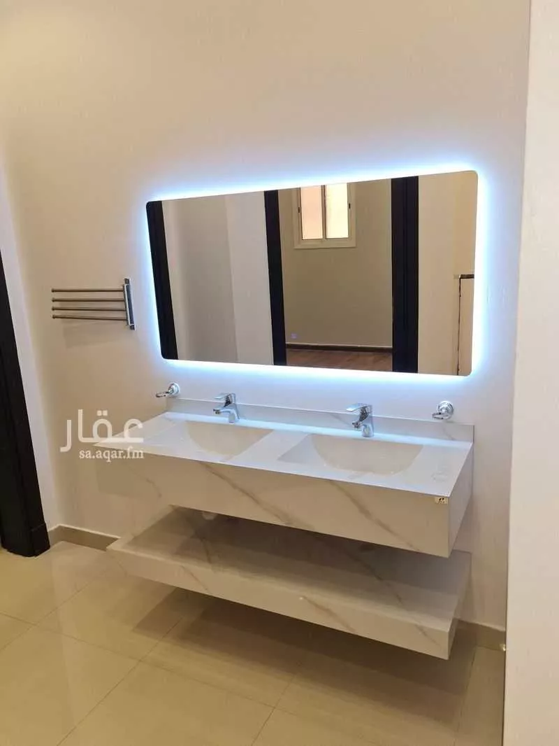 دور 4 غرف في عرقة 4